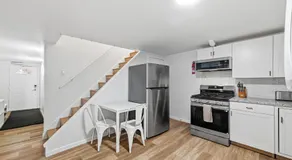 Pittsburgh Millvale E Modern and Quiet Private Bedroom with Shared Bathroom - Image 4