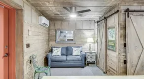 Casas Coastal Experience Cabin B - Image 3