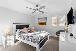 Perfect Location Near Collers Beach - Image 2