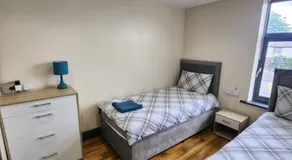 133 A Park Road - Image 3
