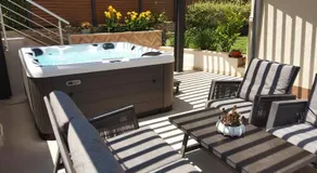 Villa Madu --- entire private villa with jacuzzi - Image 2