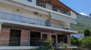 Samaras Apartments in Kamena Vourla - Image 5