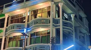 Just Mansion Hotel - Image 3