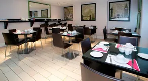 Bloomsbury Palace Hotel - Image 5