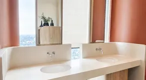 Luxury Riverside Condo with riverside pool - Image 4