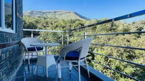 Rashi Z View Estate Stay - Image 5