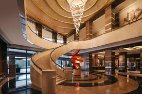 Conrad Singapore Marina Bay - Image 4