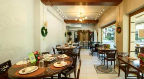 REYNAS THE HAVEN and GARDENS - Image 4