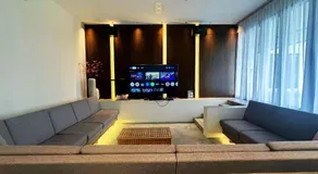 The Luxurious 231, Lake House Villa - Image 5