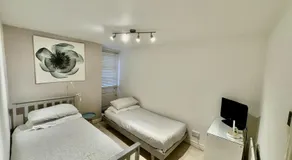 Courtyard Apartment - free off street parking, close to Hospitals, University, BBC, Clifton Village & more - Image 5
