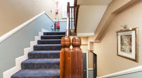 Gate Lodge - Image 4