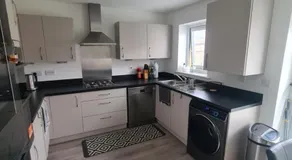 lovely new home in manchester close to MANCHESTER CITY FC - Image 3