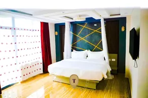 The Mirage Palace Hotel - Image 4