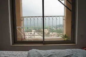 Thane Apartments - Image 2