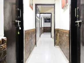 OYO 47134 Hotel Stay Inn Palace - Image 4