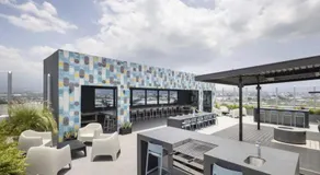 Modern Apartment located in Trendy San Jose Condo - Image 2