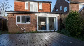 Woodfield Cottage Crawley 3 BR,Parking,Wifi,Garden, nearby Gatwick Airport, Contractor friendly, temporary relocations, business travellers, families - Image 4