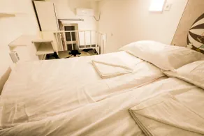 Center apartment 5 private room for 19 people - Image 3
