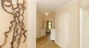 Charmant appartement entièrement équipé avec sauna, terrasse et jardin | Vue mer | Plage à proximité - Image 4