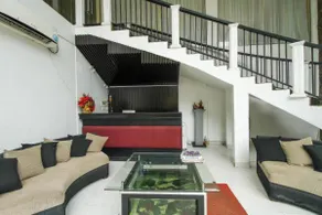 Nathaliya Transit Hotel - Image 5