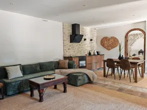 Elegant Courtyard Retreat on Estate Near Geneva - Image 3