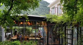 Encounter Garden Great Wall Holiday Guesthouse - Image 5