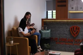 The Urban Hive Hotel - Image 5