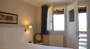 Hotel Nuit Et Jour - La Maison de Lucile - Image 2