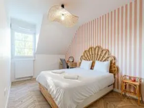 Elegant family home near Deauville - Image 5