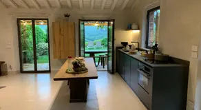 Luxury Serviced Cottage in a Historical Chianti Borgo - Image 3