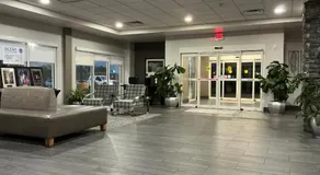 Surface Boutique Hotel, Will Rogers Airport, Fairgrounds, Restaurant & Bar - Image 4