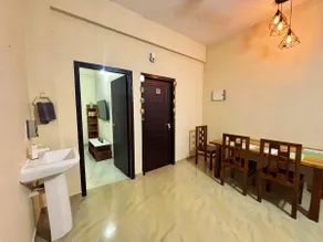 Saraa Homes Fully Furnished 2BHK Apartment - Image 3