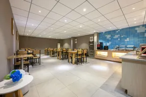 Ru Jia Yi Ju Hotel (Taiyuan Fu Dong Street Liu Xiang Causeway Bay Branch) - Image 2