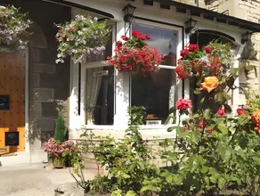 Hillside Bed & Breakfast - Image 4