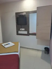 Hotel Gitanjali - Image 5