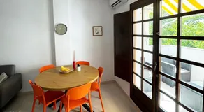 Appartement El Paraiso près de la plage avec piscine partagée, balcon et Wi-Fi. - Image 4