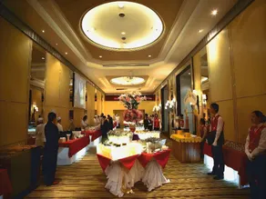 Baiyoke Sky Hotel - Image 5