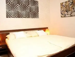 Hotel Elegance - Image 2