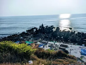 SUNNY CLIFF BEACH Stay - Image 4