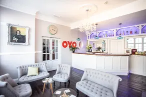 OYO Timothy's - Image 5