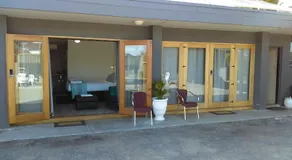 Happy Wanderer Motel Bendigo CHILDREN NOT PERMITTED over 18s only - Image 3