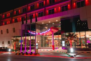 Golden Ship Hotel - Image 4