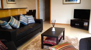 La villa sur Pine Tree Avenue - Image 2