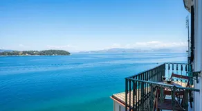 Fotiadis Family Luxury Suites by Konnect - Image 4