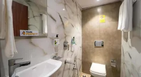 Glitz Rexton Inn - Near IIT Powai - Image 2