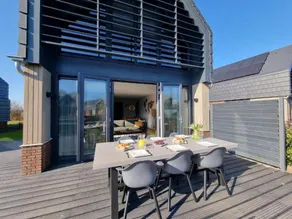 Modern water villa on the Frisian water - Image 4
