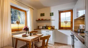 Appartement de vacances avec barbecue, terrasse et jardin | Vue jardin - Image 3