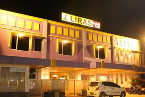 Liras Hotel Syariah - Image 2