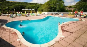 Mollys Retreat pet friendly three bed caravan with small garden Newquay Bay Resort Quieter area of park - Image 5