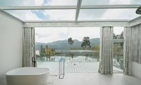 Kunming Luye Swan Lake Resort Camp - Image 3